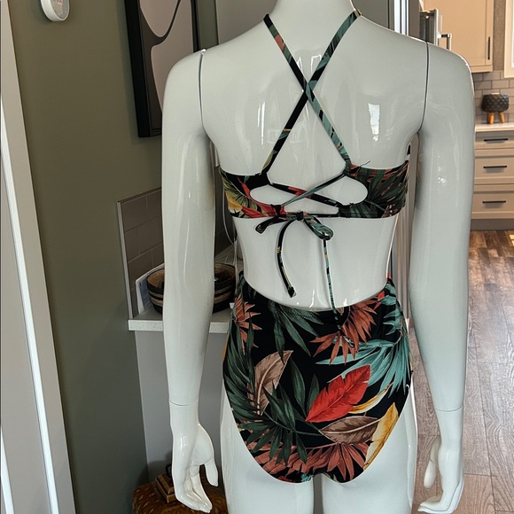 Shade & Shore Tropical Cutout Monokini NWT - Picture 7 of 14